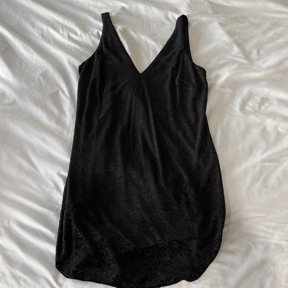 Witchy Velvet Black Sleeveless Dress